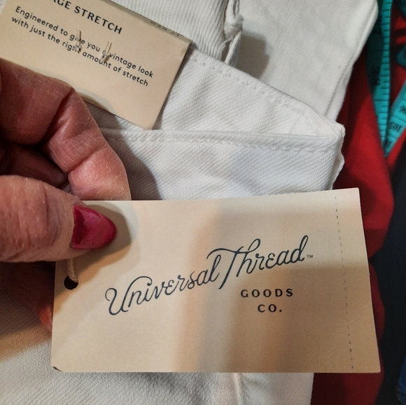 NWT Universal Thread High Rise White Flare Jeans Size 17 - Picture 2 of 10